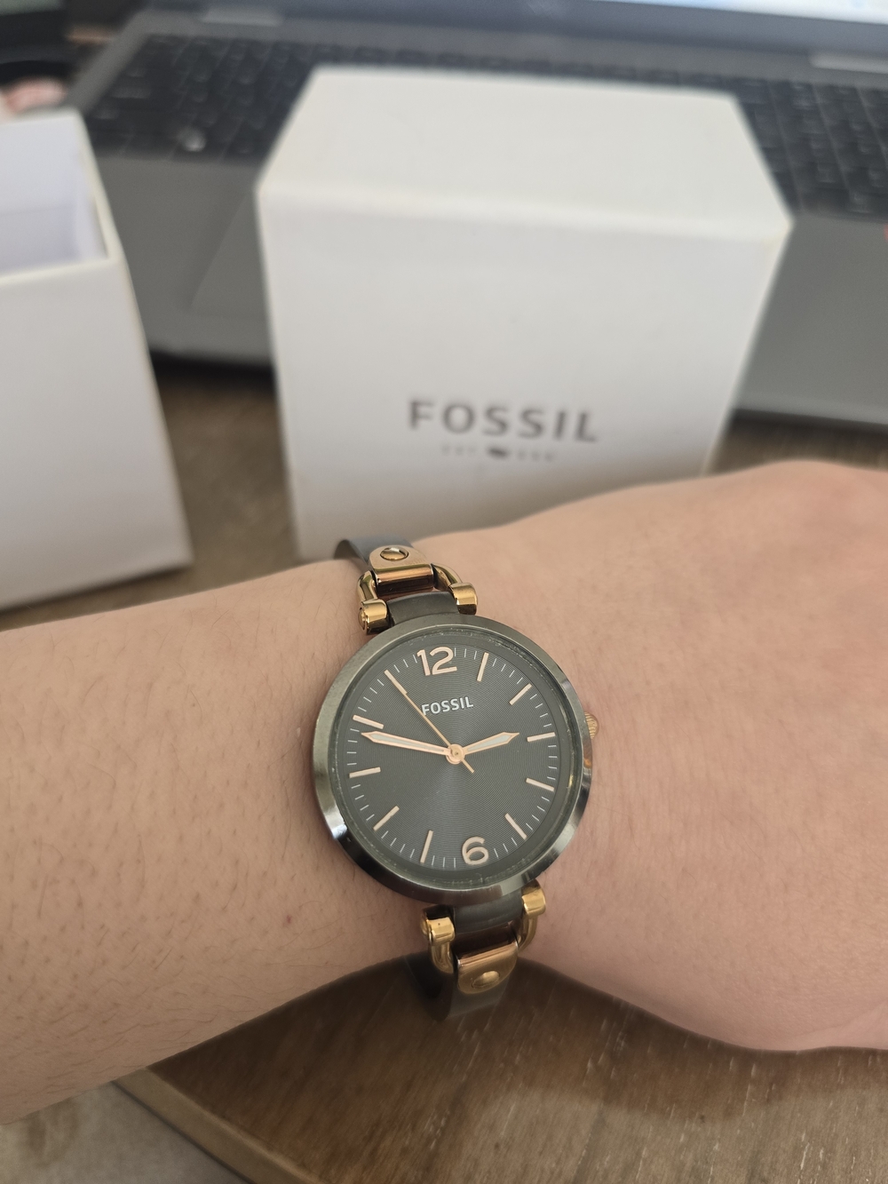 Working Fossil ES3111 Gunmetal & Rose Gold Bracelet Watch w Box